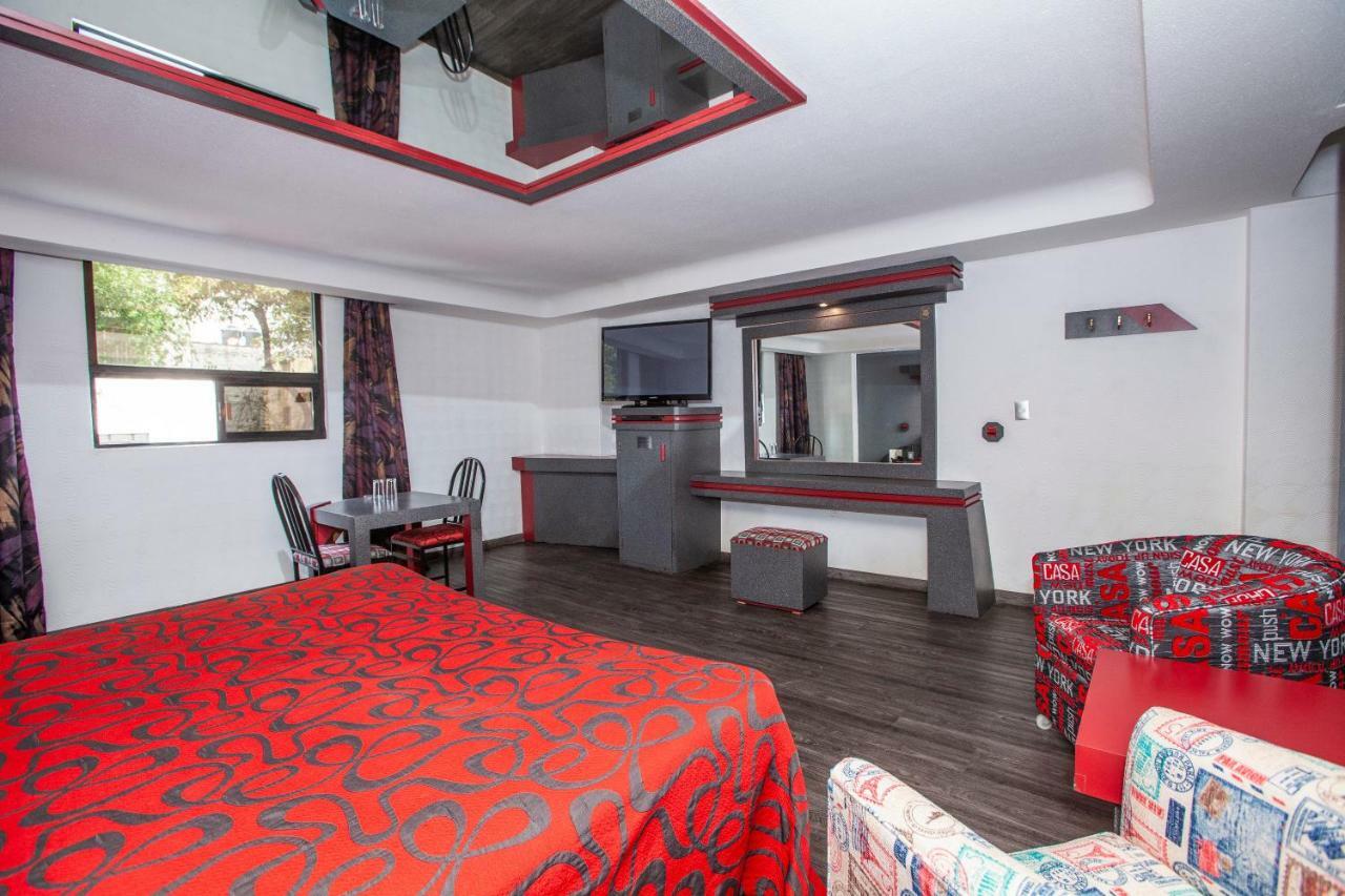 Hotel La Rosa - Solo Adultos Мексико Сити Екстериор снимка